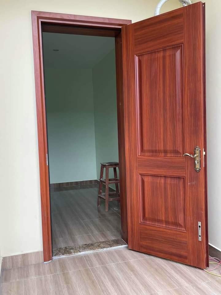 Giá cửa thép vân gỗ tại Bình Thuận | Rẻ, đẹp, siêu bền.